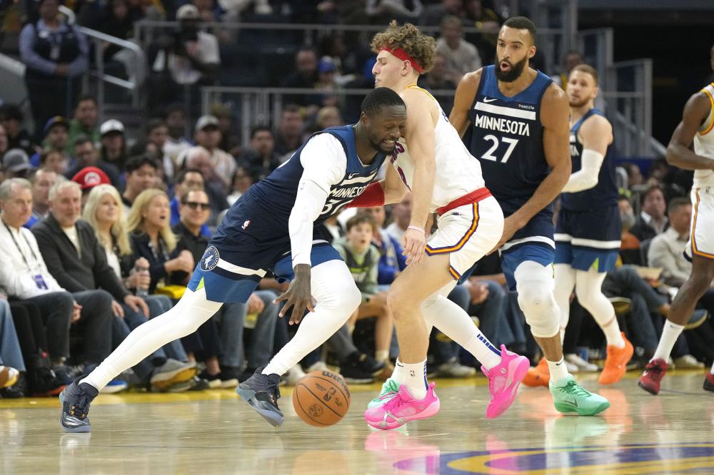 沙特时的策 沙特时的策